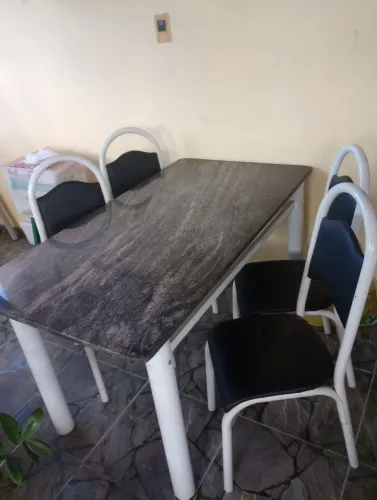 Mesa de 6 lugares 