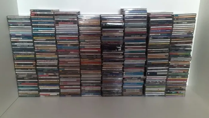 CDs / DVDs Novos