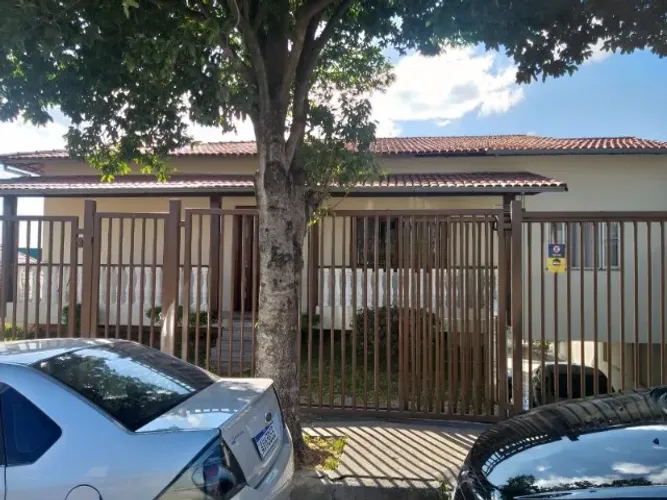 Linda Casa no Bairro Palmares, Casa Colonial - B.H. - R$1.100.000,00