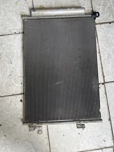 Condensador Fiat Uno 1.0 3 cilindros 