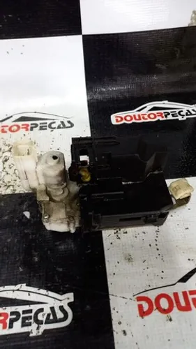 fechadura porta traseira esquerda elétrica Ford  festa 2010