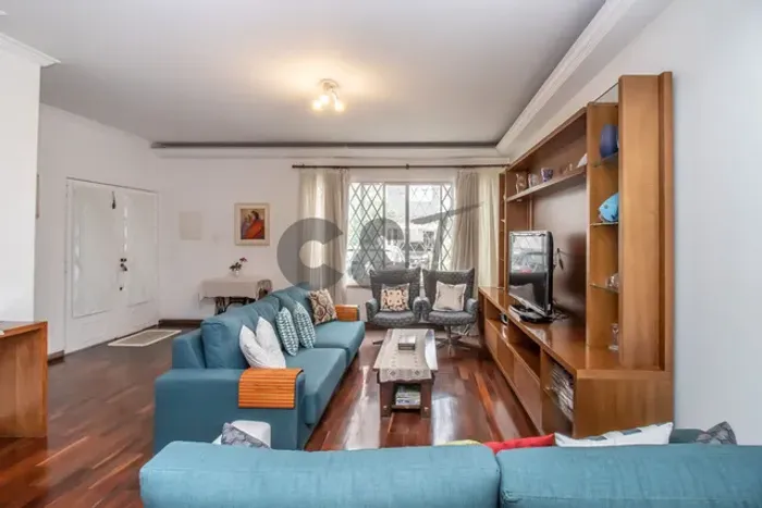 Casa de Vila com 3 Dormitórios (1 Suíte) à Venda no Brooklin, São Paulo/SP