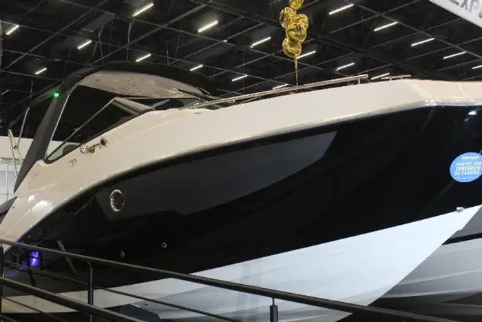 Lancha Ventura V300 Cross Over 2026 - ZERO