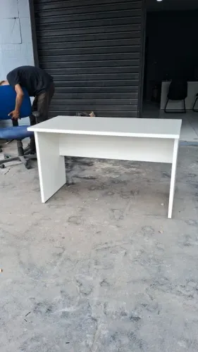 Mesa de Secretária Branca