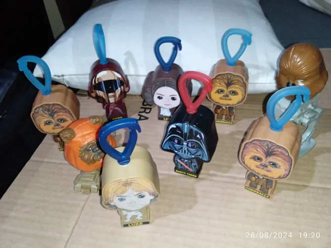 Brinquedos Star Wars do McDonald's. Kit com 09 peças 
