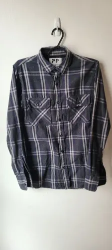 Camisa xadrez de algodão.