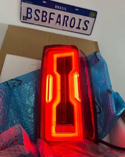 Lanterna s10 full led 