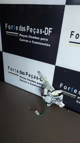 Máquina De Vidro Elétrico Traseira Direita Da L200 2004/12