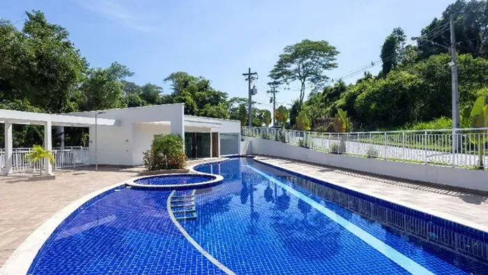 Condomínio Fazenda Fillomena - Lote com 400m² em condomínio pronto - Lançamento!