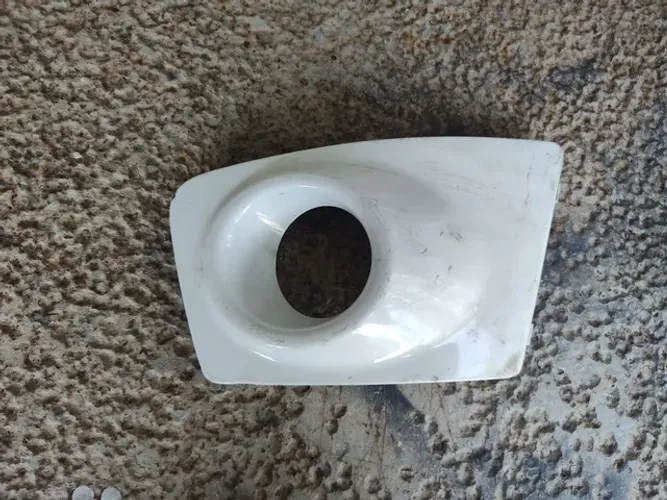 Grade moldura milha Mitsubishi L200 Triton lado esquerdo original