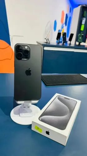 iPhone 15 Pro Max Semi Novo 256GB Saúde de Bateria 97% Garantia Apple até 12/2024