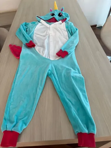 Macacão de Pijama  tamanho PP Kigurumi Unicórnio- Super quentinho