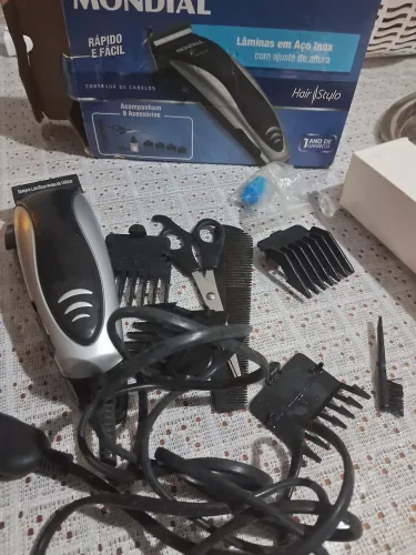 Máquina de cortar cabelo Mondial