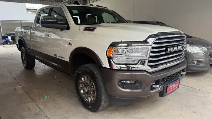 Ram 3500 Limited Longhorn 6.7 TB CD Diesel 2022