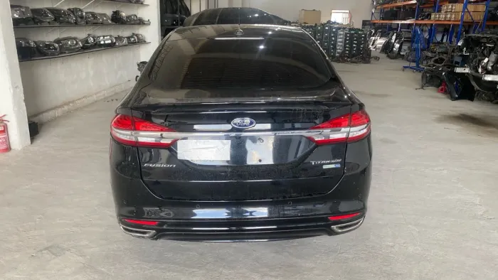 Ford Fusion Titanium 2017 2018 TRASEIRA COMPLETA 