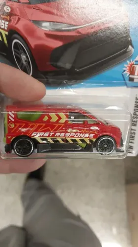 Hot wheels ford transit T-Hunt