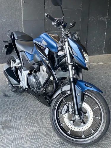 Honda CB Twister 300F ABS 2025