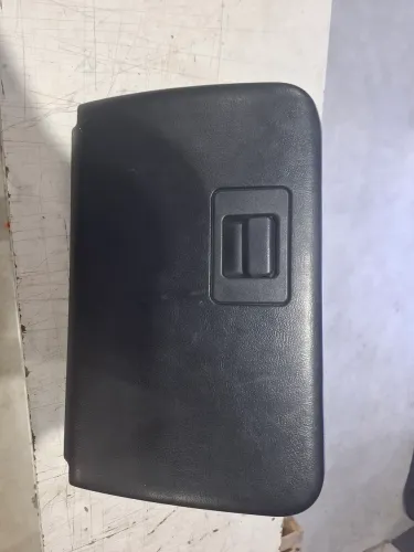 Porta luvas Ford Ranger 3.0 para venda de peças