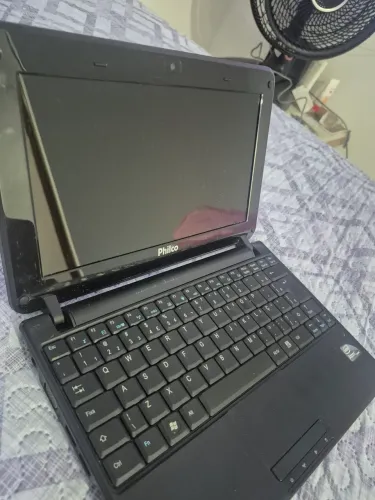 Mini netbook ESTÁ COM DEFEITO NÃO SEI O QUE SEJA 