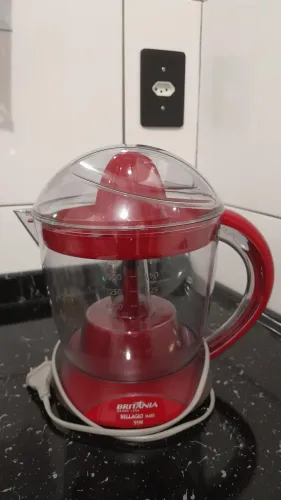 Espremedor de frutas Britânia Bellagio Maxx 35W