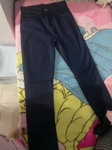 Calça jeans azul escuro