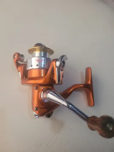 Molinete de pesca antiga