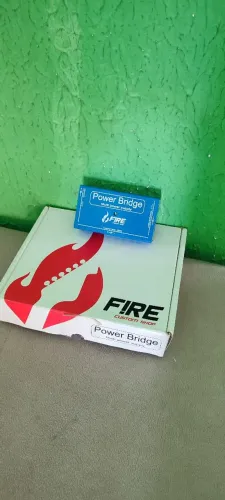 Fonte fire para pedais