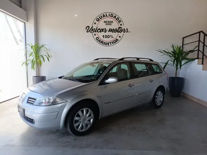 Renault Megane Grand Tour Dynam. Hi-flex 1.6 16V 2012