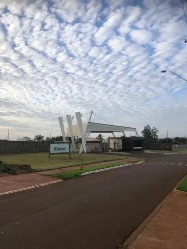 Terreno à venda em Alvorada do Sul, Condominío Brisas