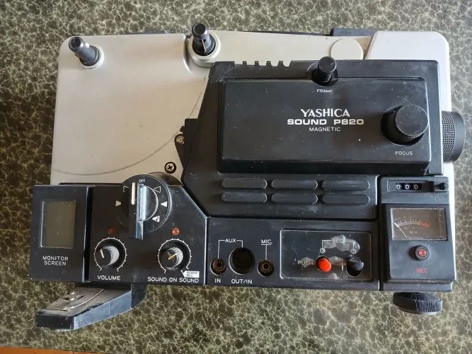 Projetor Yashica Sound P820 Magnetic no Estado