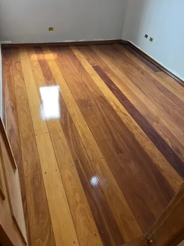 Raspagem de tacos assoalhos deck em geral renove seu piso com muita qualidade .