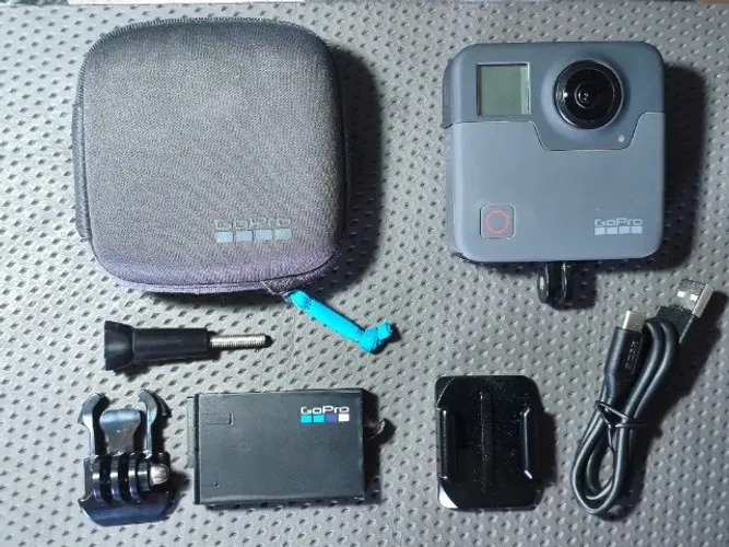 Gopro 360 Fusion - Filma 5.2K/30fps ou 3K/60fps - fotos 18 MP