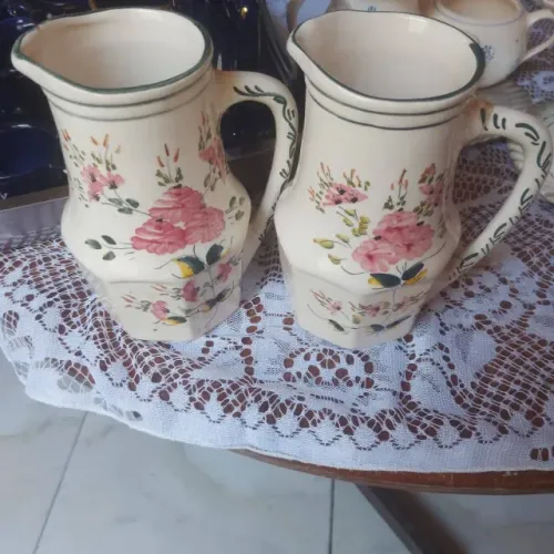 Jarros de porcelana antigos