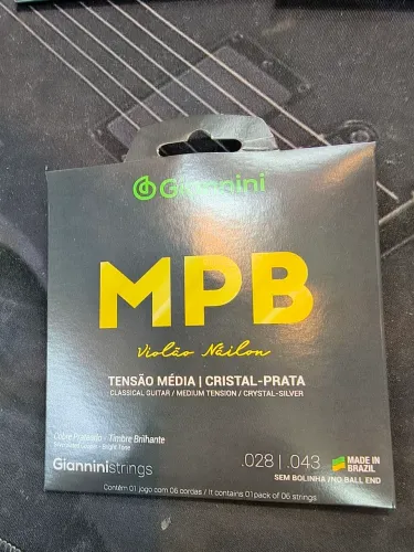 Encordoamento Giannini nylon MPB para violão de nylon prata e cristal violão clássico mpb