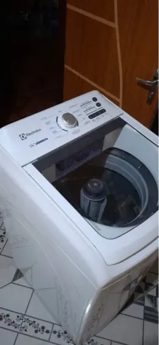 Máquina de Lavar Electrolux 14 kg semi nova