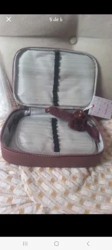 Volta às aulas(mochilas e estojos da kipling)