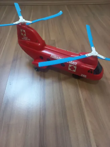 Helicóptero de Resgate Infantil - Cruz Vermelha