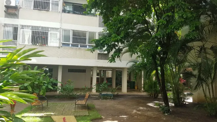 Imóvel para aluguel possui 70 metros quadrados com 3 quartos em Torre - Recife - PE