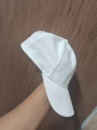 Boné Branco fechado Usado
