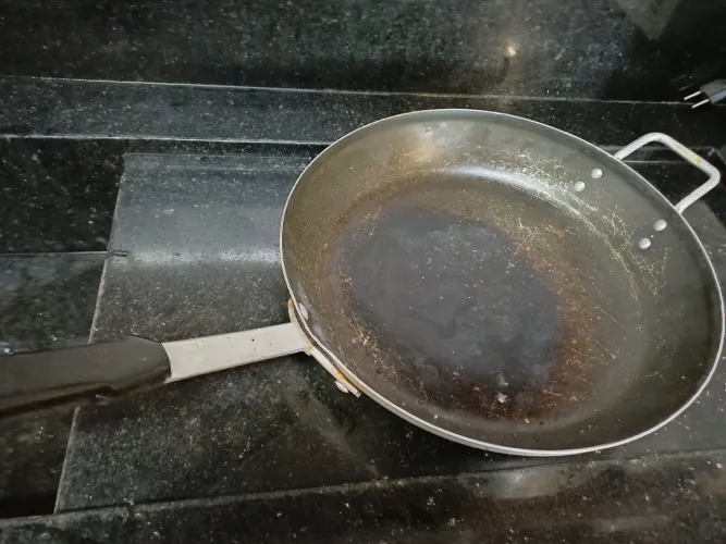 Frigideira 28 cm
