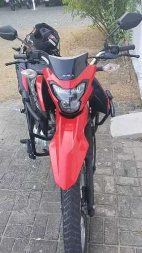 Vendo Honda Bros com 1500 kms rodados