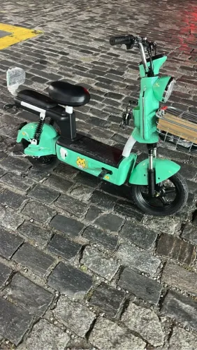 Scooter Elétrica Verde
