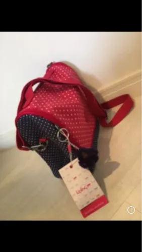 Kipling Lancheira original 