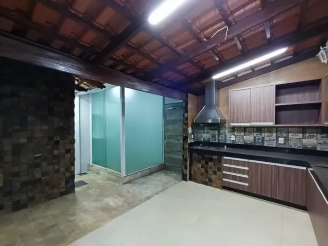 Casa com 3 Quartos e 2 banheiros à Venda, 138 m²-Parque Rodrigo Barreto, Arujá - SP