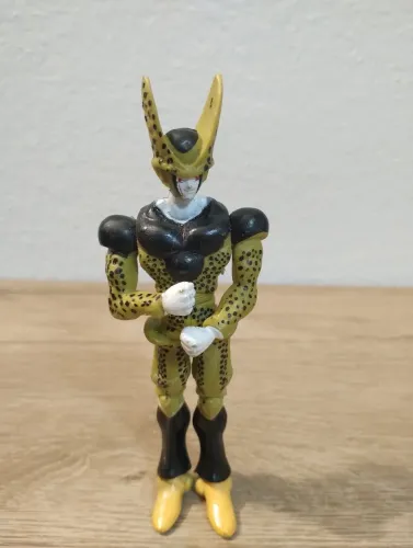 Boneco Dragon Ball Cell