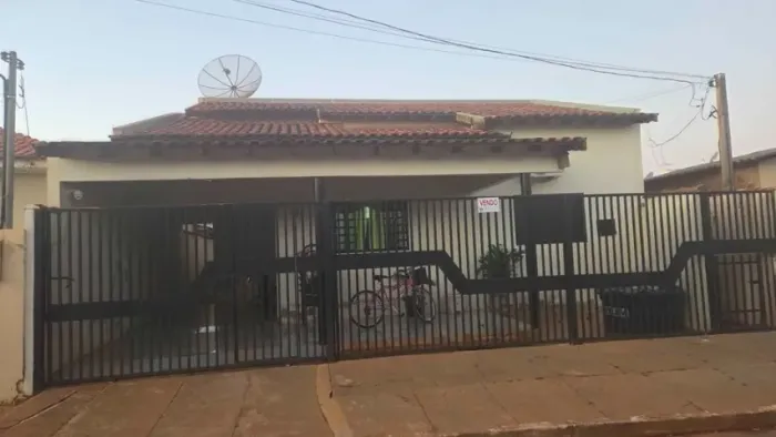 CASA EM BATAYPORA/MS, BAIRRO: VILA ANTONIA NANTES 