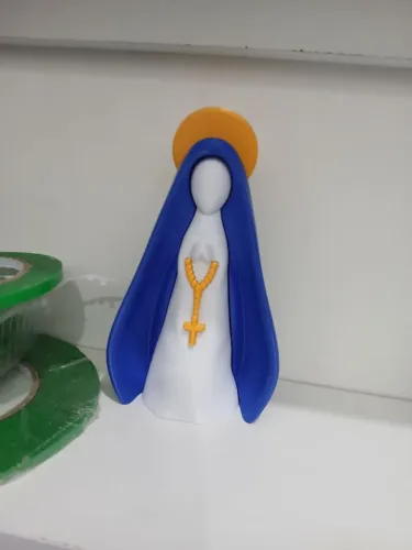 vende-se chaveiros peças em 3D diversas