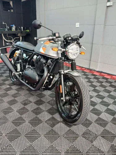 Moto Continental GT650 