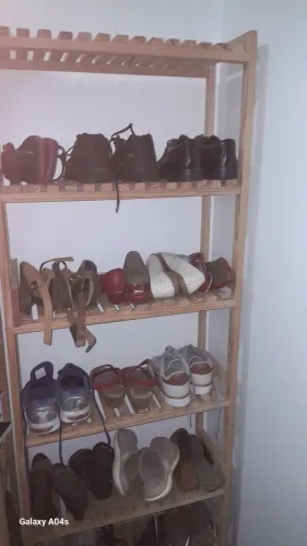 Estante paletes (livros ou sapatos)