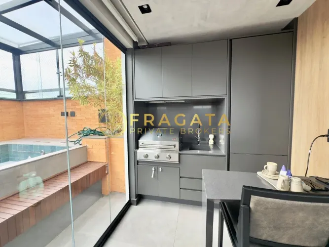 Cobertura Duplex reformada 220m² - 3 suítes , piscina privativa e 4 vagas - Perdizes/SP